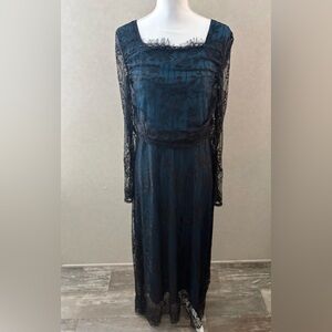 Elegant Navy Lace Long Sleeve Evening Dress